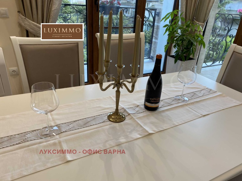 K pronájmu  2 ložnice Varna , Centar , 122 m2 | 89146383 - obraz [9]
