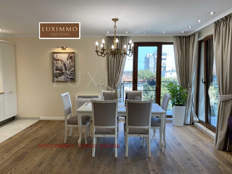 K pronájmu  2 ložnice Varna , Centar , 122 m2 | 89146383 - obraz [5]