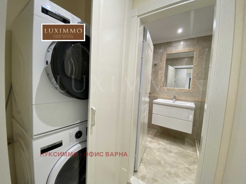 K pronájmu  2 ložnice Varna , Centar , 122 m2 | 89146383 - obraz [14]