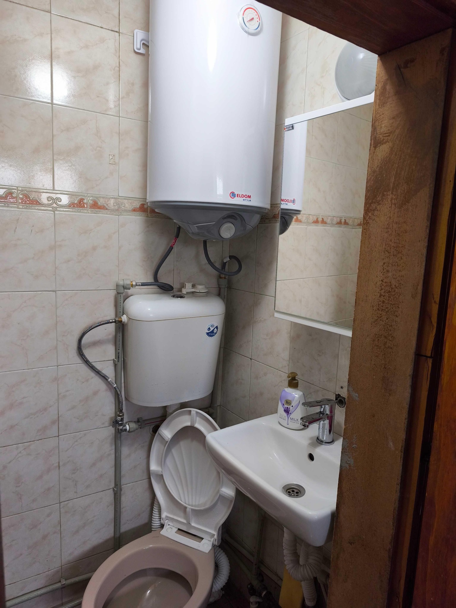 Дава под наем 2-СТАЕН, гр. София, Лозенец, снимка 6 - Апартаменти - 53628046