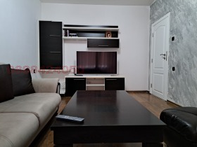 Piso de la casa Zapaden, Plovdiv 1