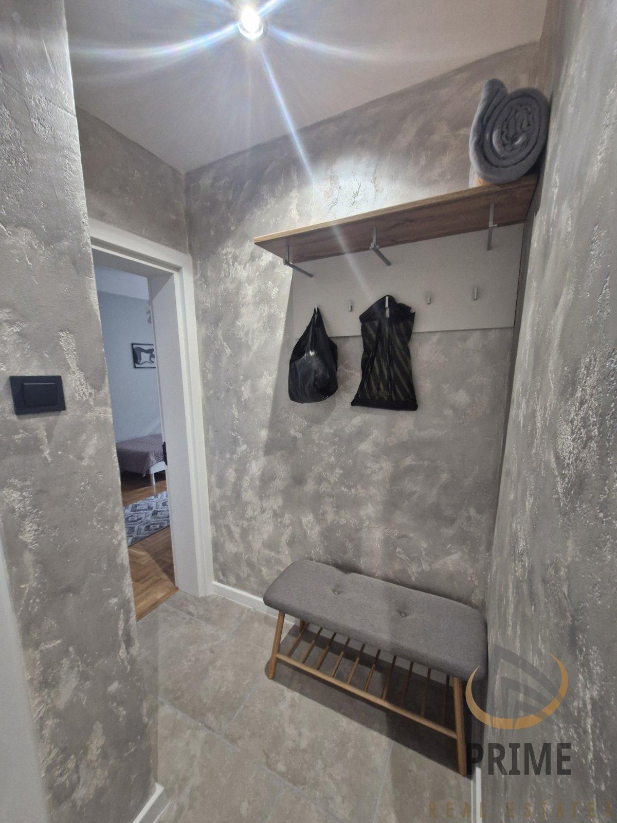 Дава под наем 3-СТАЕН, гр. Бургас, Център, снимка 6 - Апартаменти - 53633088