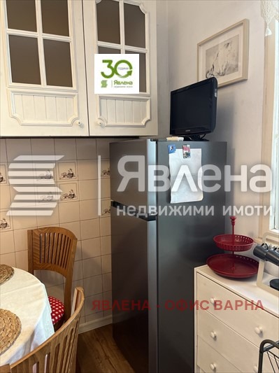 För uthyrning  2 sovrum Varna , Ljatno kino Trakija , 140 kvm | 40624688 - bild [4]