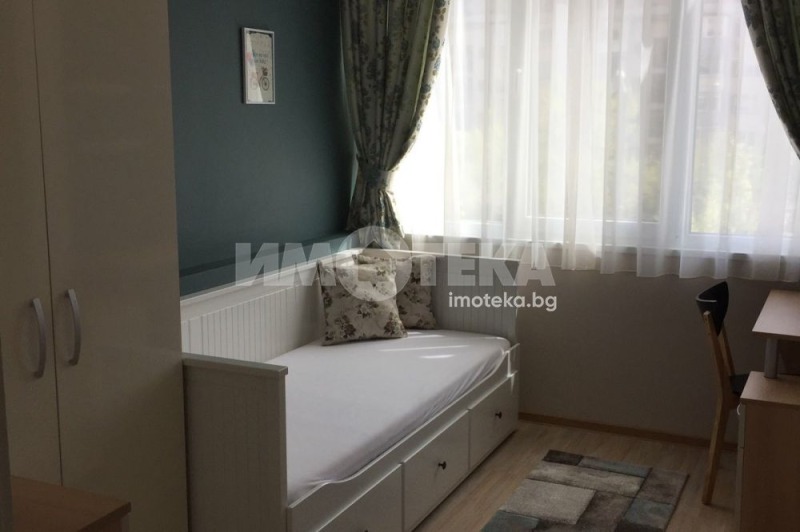 Дава под наем 3-СТАЕН, гр. Пловдив, Център, снимка 5 - Апартаменти - 53197051