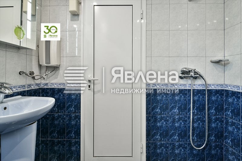 Дава под наем МНОГОСТАЕН, гр. Варна, Център, снимка 15 - Апартаменти - 54141881