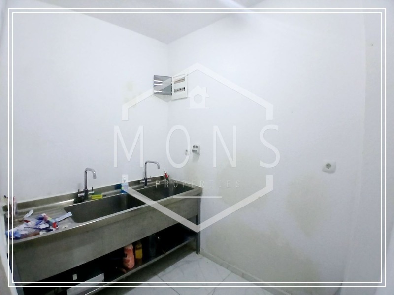 Дава под наем МАГАЗИН, с. Шереметя, област Велико Търново, снимка 8 - Магазини - 52466698