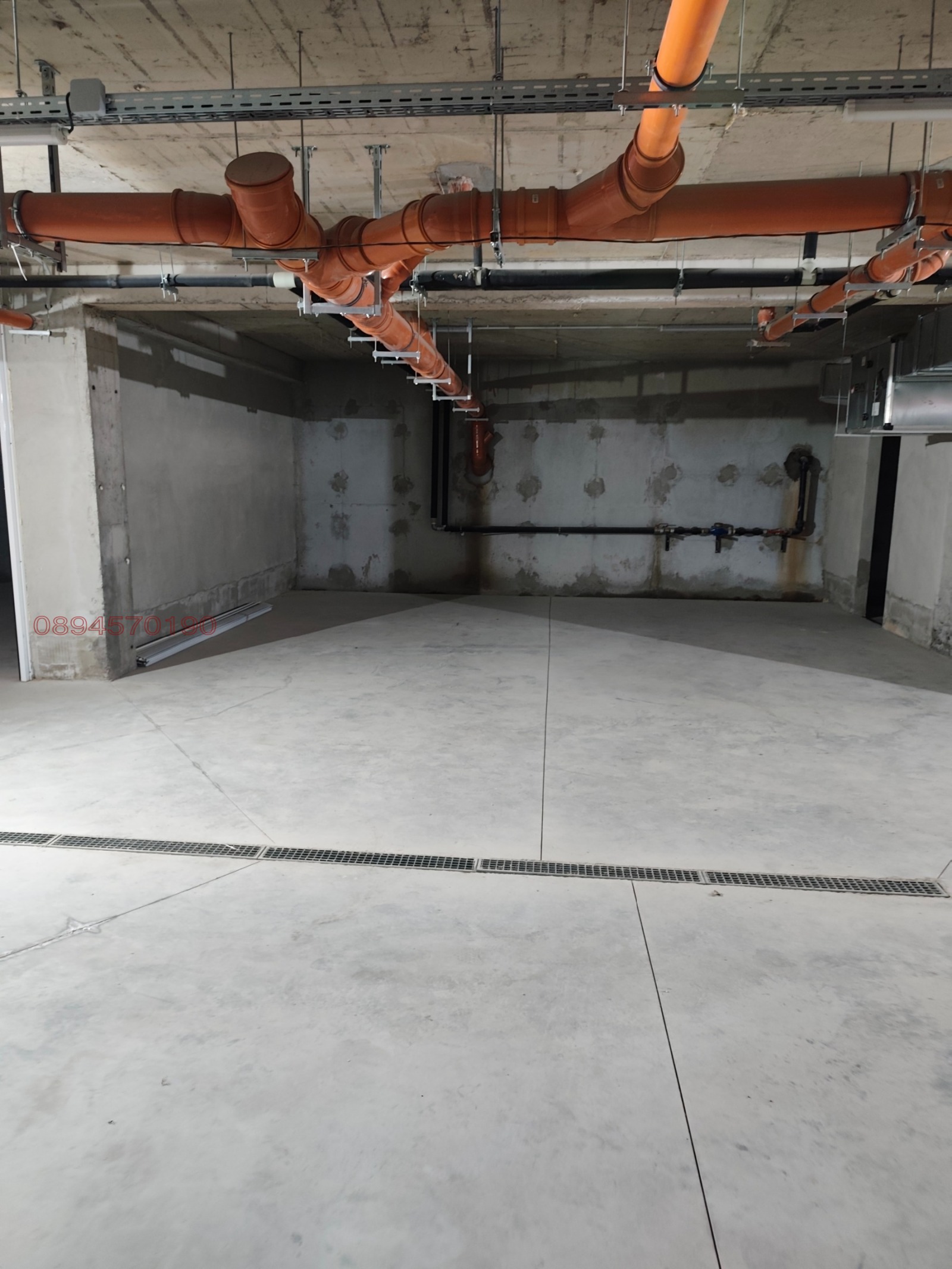 Дава под наем ГАРАЖ, ПАРКОМЯСТО, гр. София, Манастирски ливади, снимка 8 - Гаражи и паркоместа - 53758224