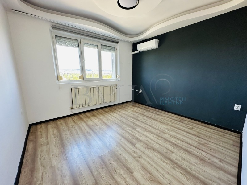 K pronájmu  2 ložnice Varna , Asparuchovo , 100 m2 | 78296502 - obraz [11]