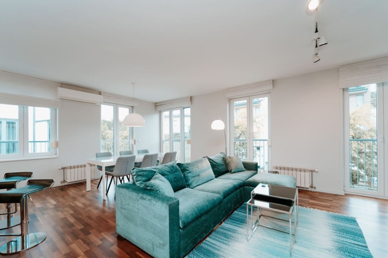 Kiadó  3 hálószobás Sofia , Malinova dolina , 170 négyzetméter | 27683524