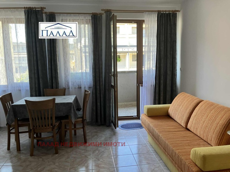 Дава под наем  2-стаен град Варна , Спортна зала , 60 кв.м | 63015180