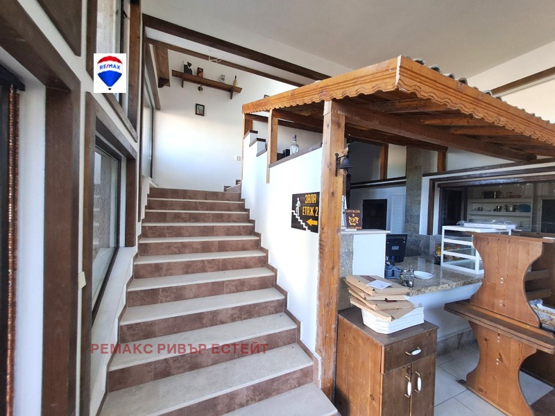 Издаје се  Бар; кафић Русе , Промишлена зона - Запад , 160 м2 | 62977401 - слика [10]