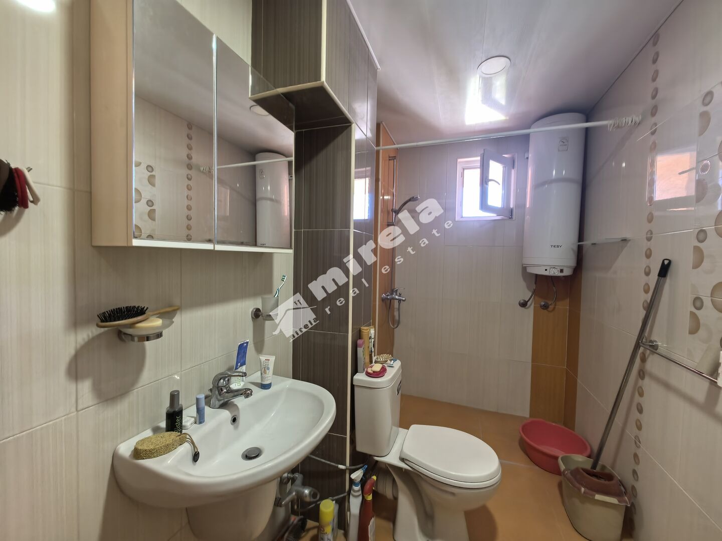 Дава под наем 2-СТАЕН, гр. Ямбол, Център, снимка 6 - Апартаменти - 54351563