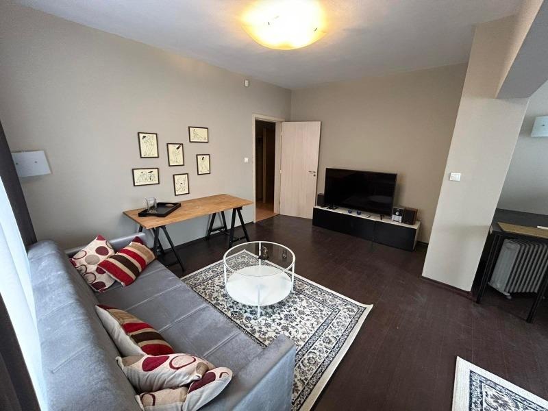 Дава под нем  2-стаен, град София, Медицинска академия •  775 EUR • ID 56366138 — holmes.bg - [1] 