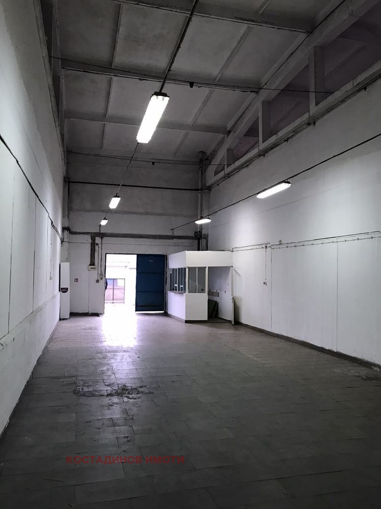 A louer  Stockage Plovdiv , Indoustrialna zona - Sever , 110 m² | 27210194 - image [2]