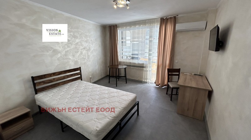 Te huur  Studio Sofia , Tsentar , 32 m² | 24086664