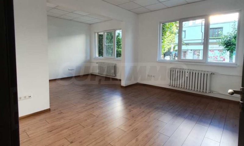 Дава под наем 3-СТАЕН, гр. София, Оборище