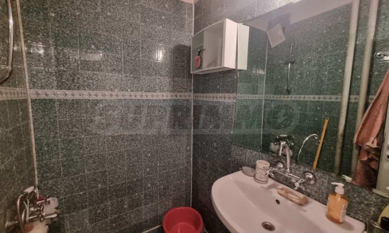 Te huur  2 slaapkamers Sofia , Bakston , 90 m² | 98981980 - afbeelding [16]