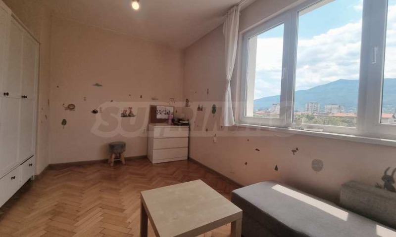Te huur  2 slaapkamers Sofia , Bakston , 90 m² | 98981980 - afbeelding [3]