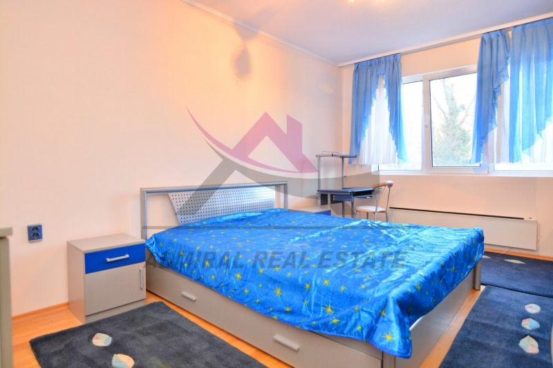 Do wynajęcia  2 sypialnie Warna , Cweten kwartal , 112 mkw | 16464332 - obraz [4]