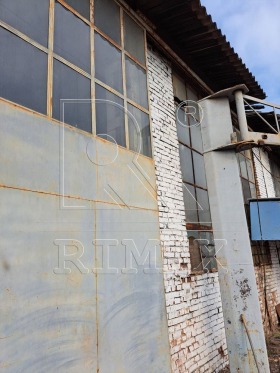 Bâtiment industriel Indoustrialna zona - Iztok, Plovdiv 1