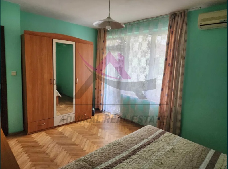 Zu vermieten  1 Schlafzimmer Warna , Sportna zala , 45 qm | 47491026 - Bild [3]