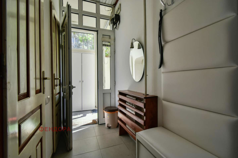 Дава под наем 2-СТАЕН, гр. София, Център, снимка 10 - Апартаменти - 53492882