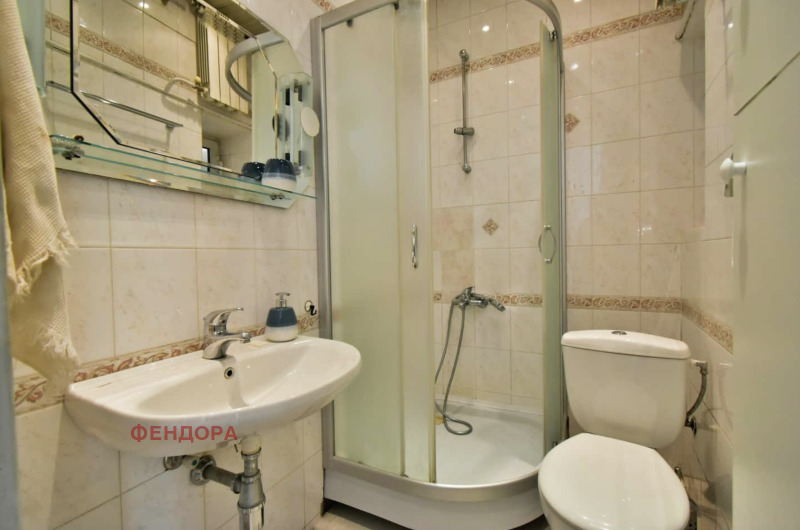 Дава под наем 2-СТАЕН, гр. София, Център, снимка 11 - Апартаменти - 53492882