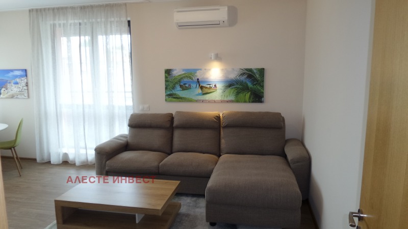 Дава под наем  3-стаен град София , Витоша , 95 кв.м | 49205785