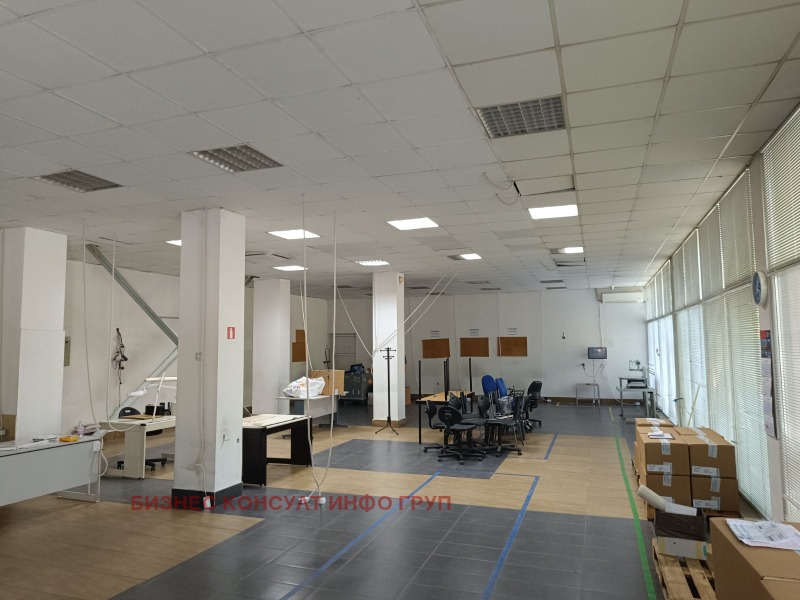 Zu vermieten  Lagerung Sofia , Geo Milew , 210 qm | 26917599 - Bild [2]