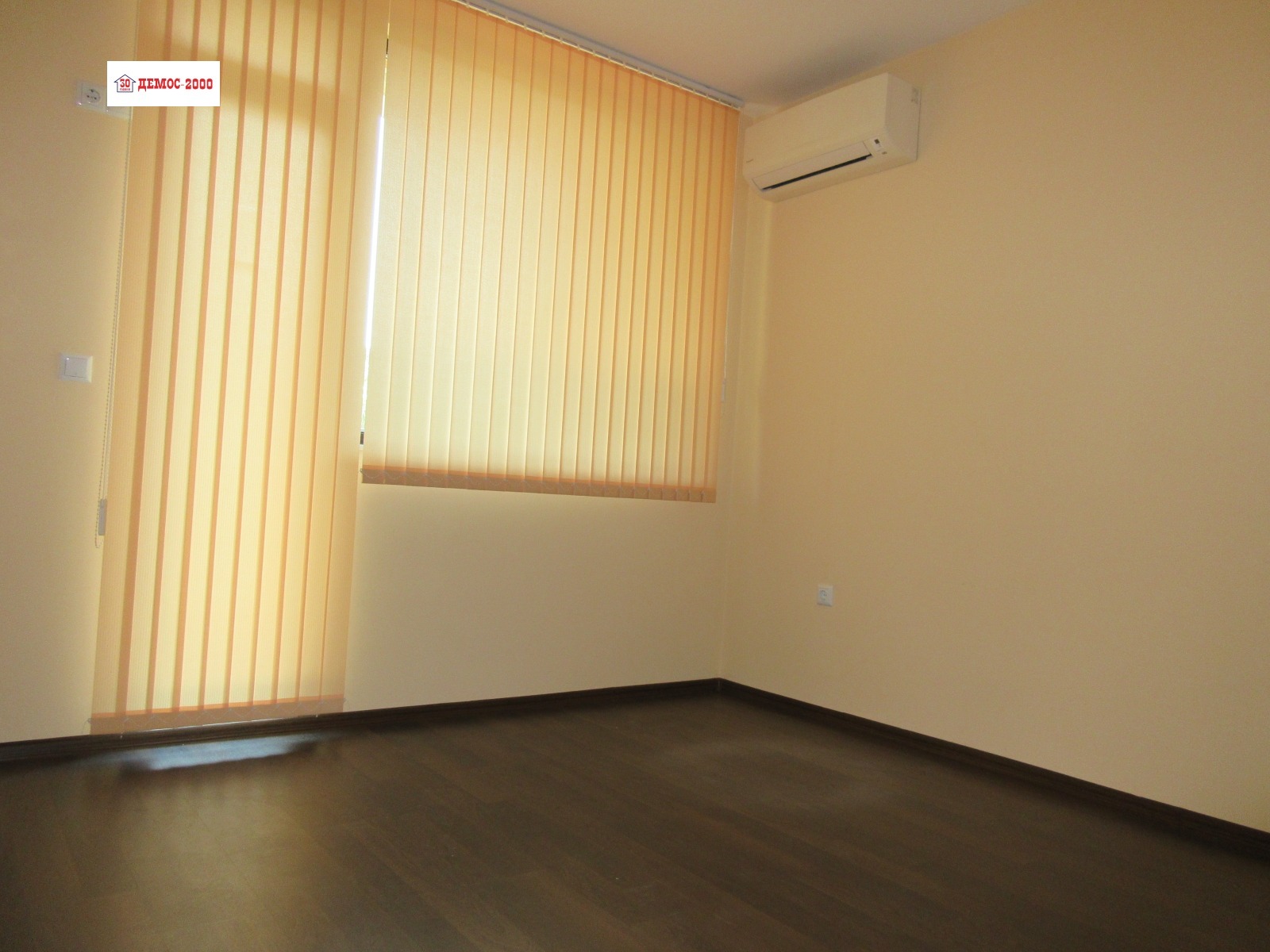 Дава под наем 2-СТАЕН, гр. Варна, Център, снимка 4 - Апартаменти - 53766486