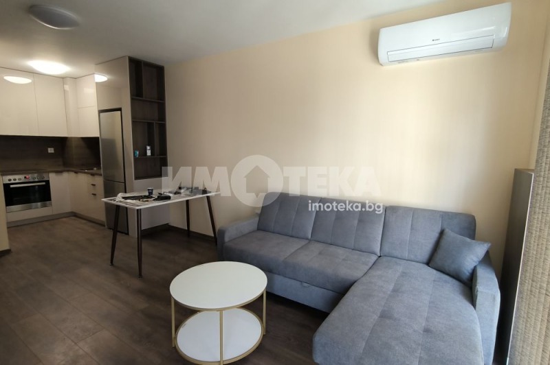 Издаје се  1 спаваћа соба Софија , Малинова долина , 65 м2 | 85884109