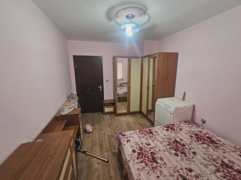 Дава под наем 3-СТАЕН, гр. Кърджали, Възрожденци, снимка 8 - Апартаменти - 53365622