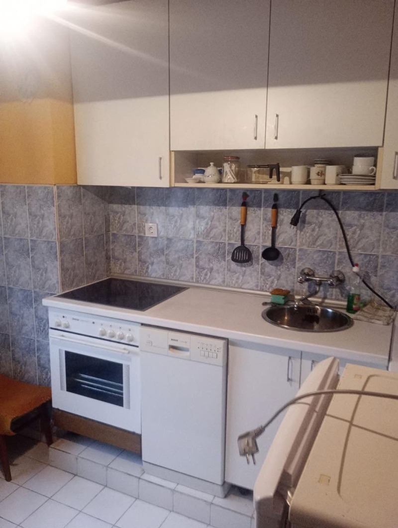 Издаје се  1 спаваћа соба Перник , Мошино , 75 м2 | 89040658 - слика [3]