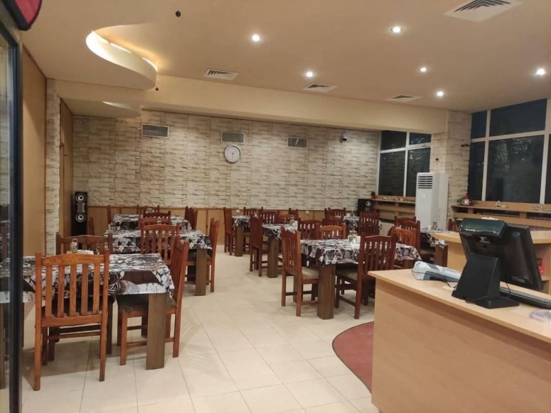 Zu vermieten  Bar; Café Schumen , Zentar , 200 qm | 14431523