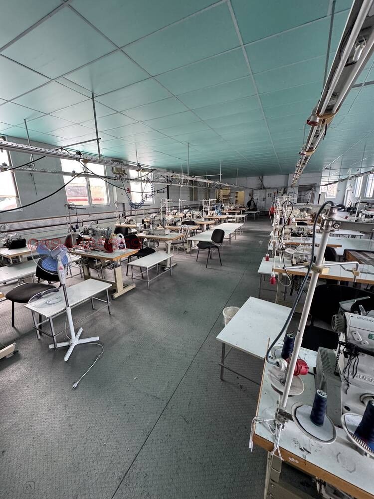 Дава под наем ПРОМ. ПОМЕЩЕНИЕ, с. Корница, област Благоевград, снимка 3 - Производствени сгради - 53082361