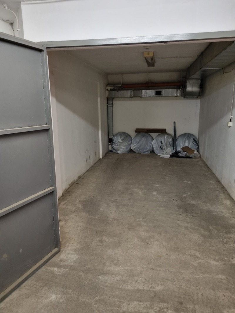 Zu vermieten  Garage Sofia , Hladilnika , 20 qm | 65947305