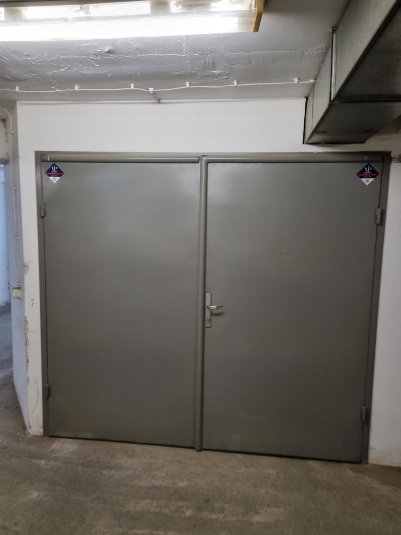 Zu vermieten  Garage Sofia , Hladilnika , 20 qm | 65947305 - Bild [4]