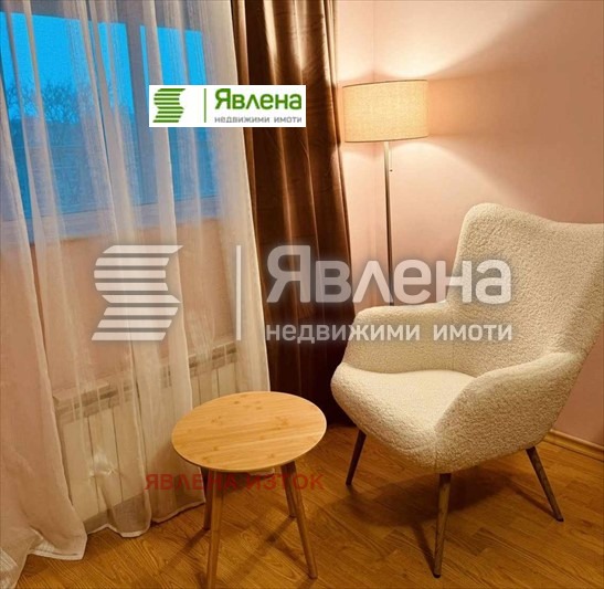 Дава под наем  3-стаен град София , Център , 100 кв.м | 18004480
