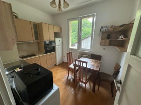 2 slaapkamers Zona B-19, Sofia