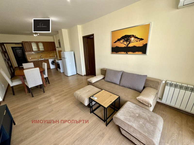 Para alugar  1 quarto Sofia , Mladost 4 , 70 m² | 42576198