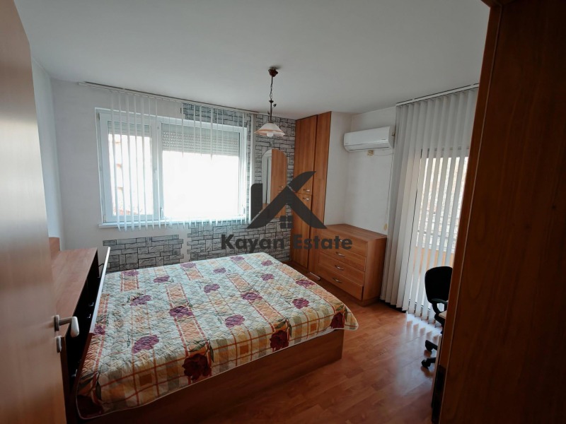 Дава под наем  2 slaapkamers Plovdiv , Mladezjki Chalm , 130 кв.м | 21909191 - изображение [15]