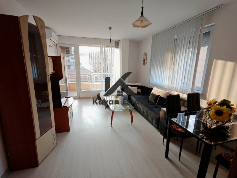 Дава под наем  2 slaapkamers Plovdiv , Mladezjki Chalm , 130 кв.м | 21909191 - изображение [10]