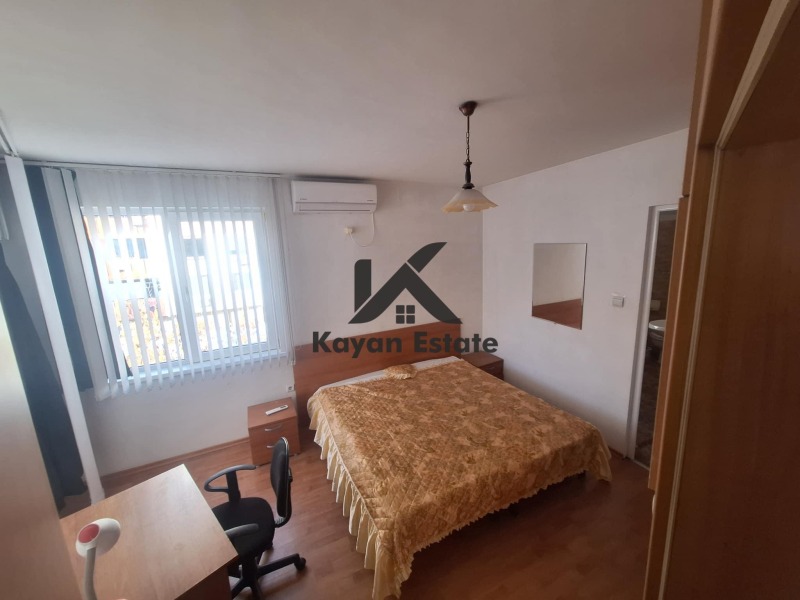 Дава под наем  2 slaapkamers Plovdiv , Mladezjki Chalm , 130 кв.м | 21909191 - изображение [6]