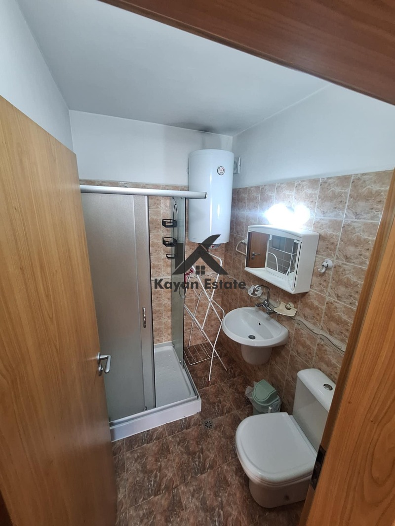 Дава под наем  2 slaapkamers Plovdiv , Mladezjki Chalm , 130 кв.м | 21909191 - изображение [7]