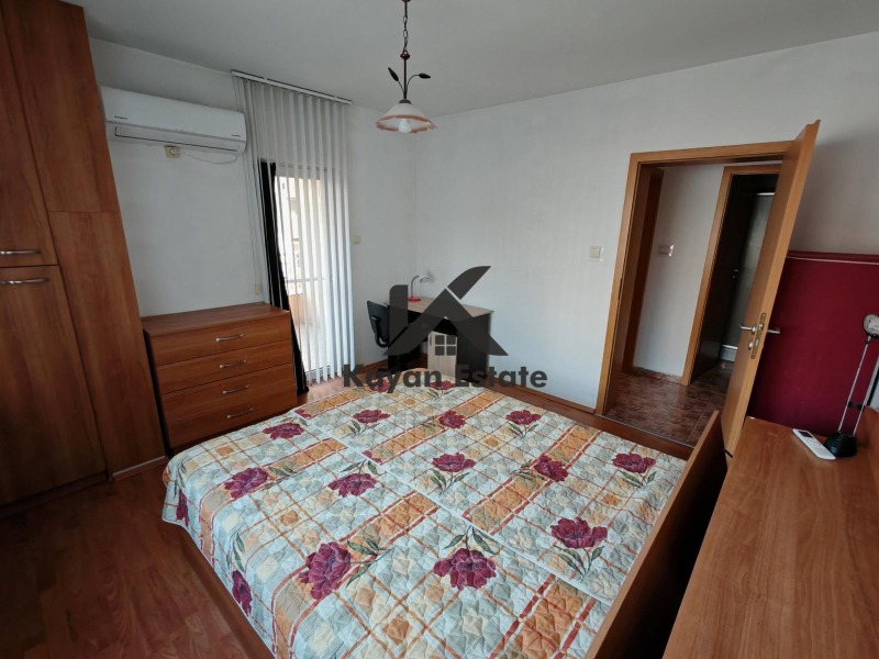 Дава под наем  2 slaapkamers Plovdiv , Mladezjki Chalm , 130 кв.м | 21909191 - изображение [16]