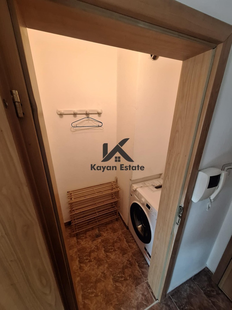 Дава под наем  2 slaapkamers Plovdiv , Mladezjki Chalm , 130 кв.м | 21909191 - изображение [8]