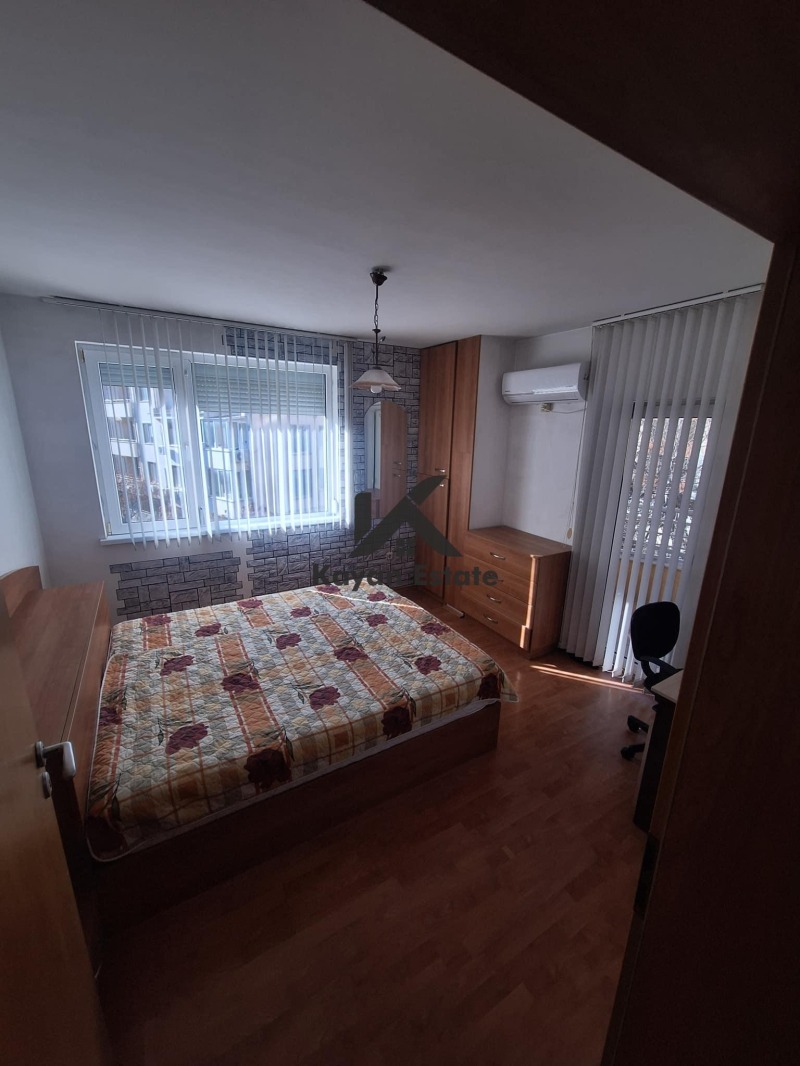 Дава под наем  2 slaapkamers Plovdiv , Mladezjki Chalm , 130 кв.м | 21909191 - изображение [5]