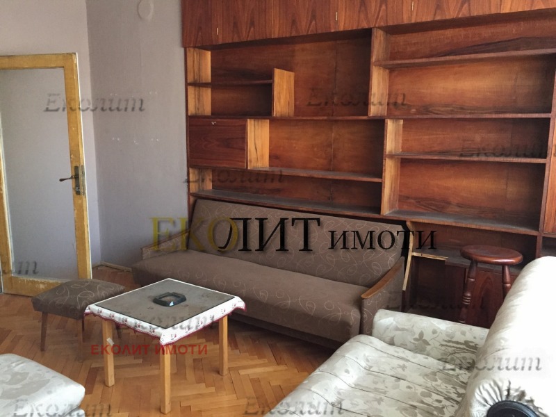 Do wynajęcia  1 sypialnia Sofia , Suchata reka , 68 mkw | 43917925 - obraz [2]