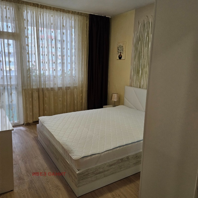 Til leje  1 soveværelse Sofia , Zona B-5 , 62 kvm | 28153064 - billede [7]