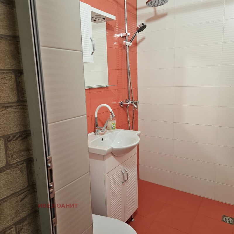 Til leje  1 soveværelse Sofia , Zona B-5 , 62 kvm | 28153064 - billede [11]